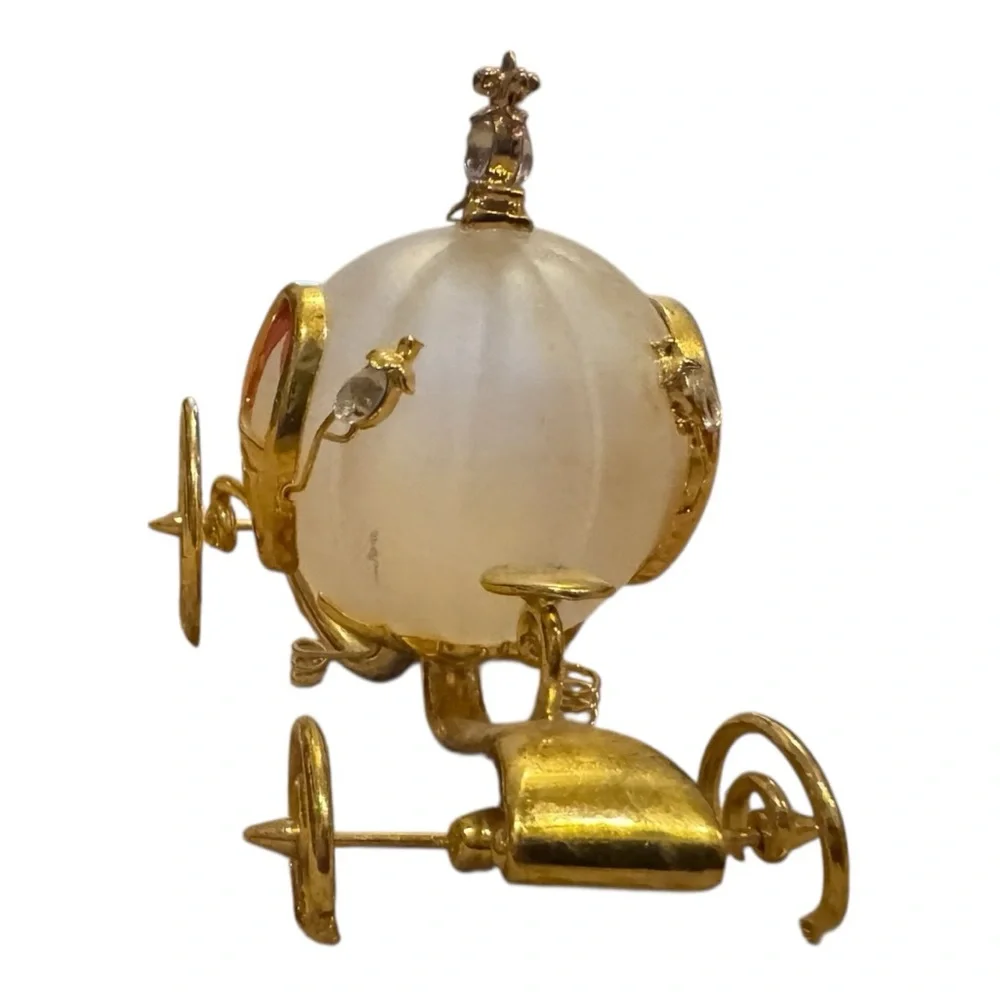 Disney Hallmark Keepsake Ornament 2017 Cinderella’s Carriage Princess